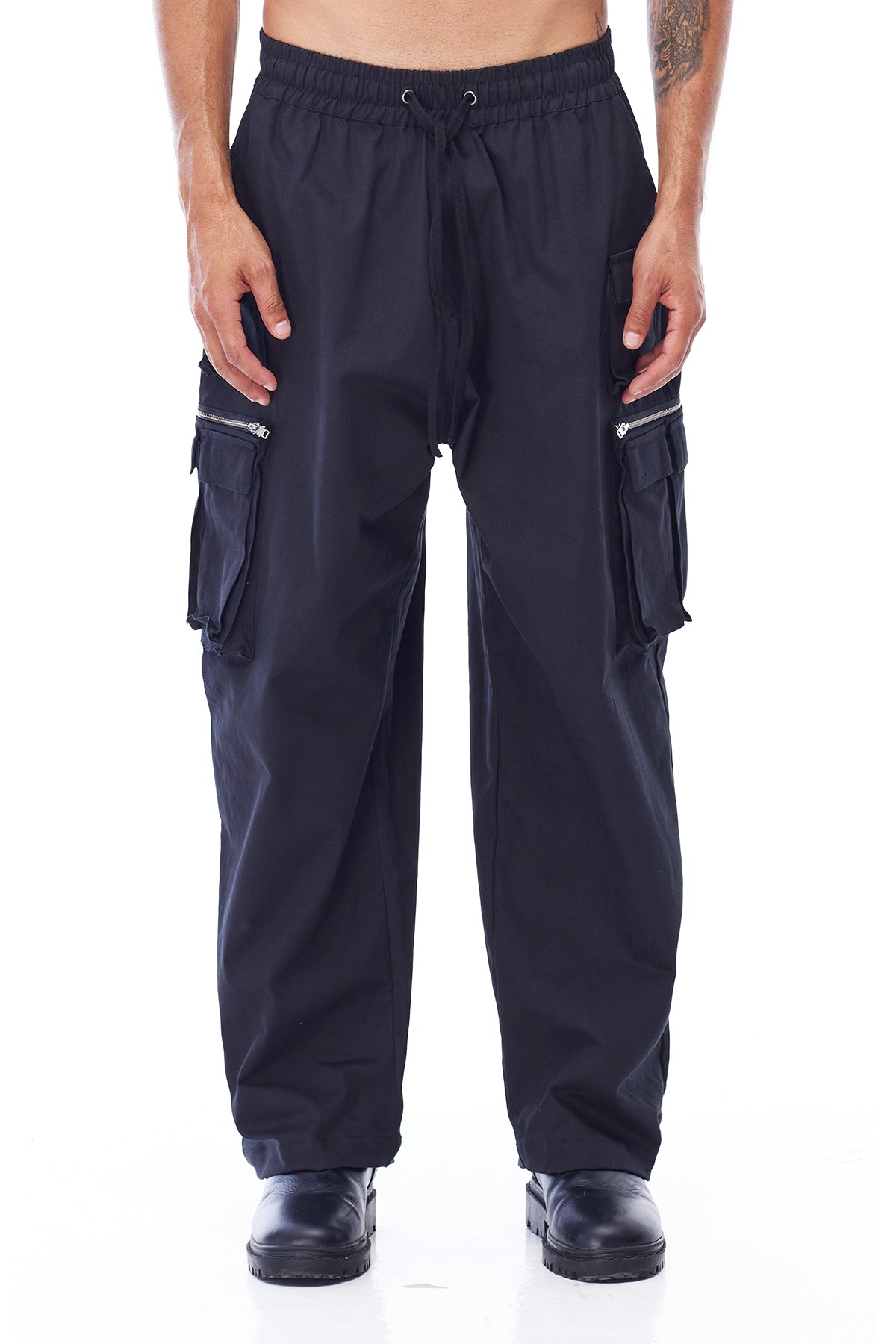 Structured nylon cargo pant