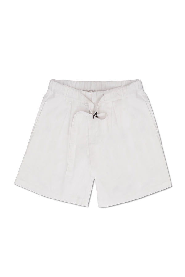 LINEN BELTED SHORTS IN WHITE