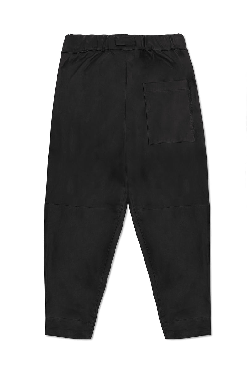 LEATHER BELTED TROUSERS IN BLACK